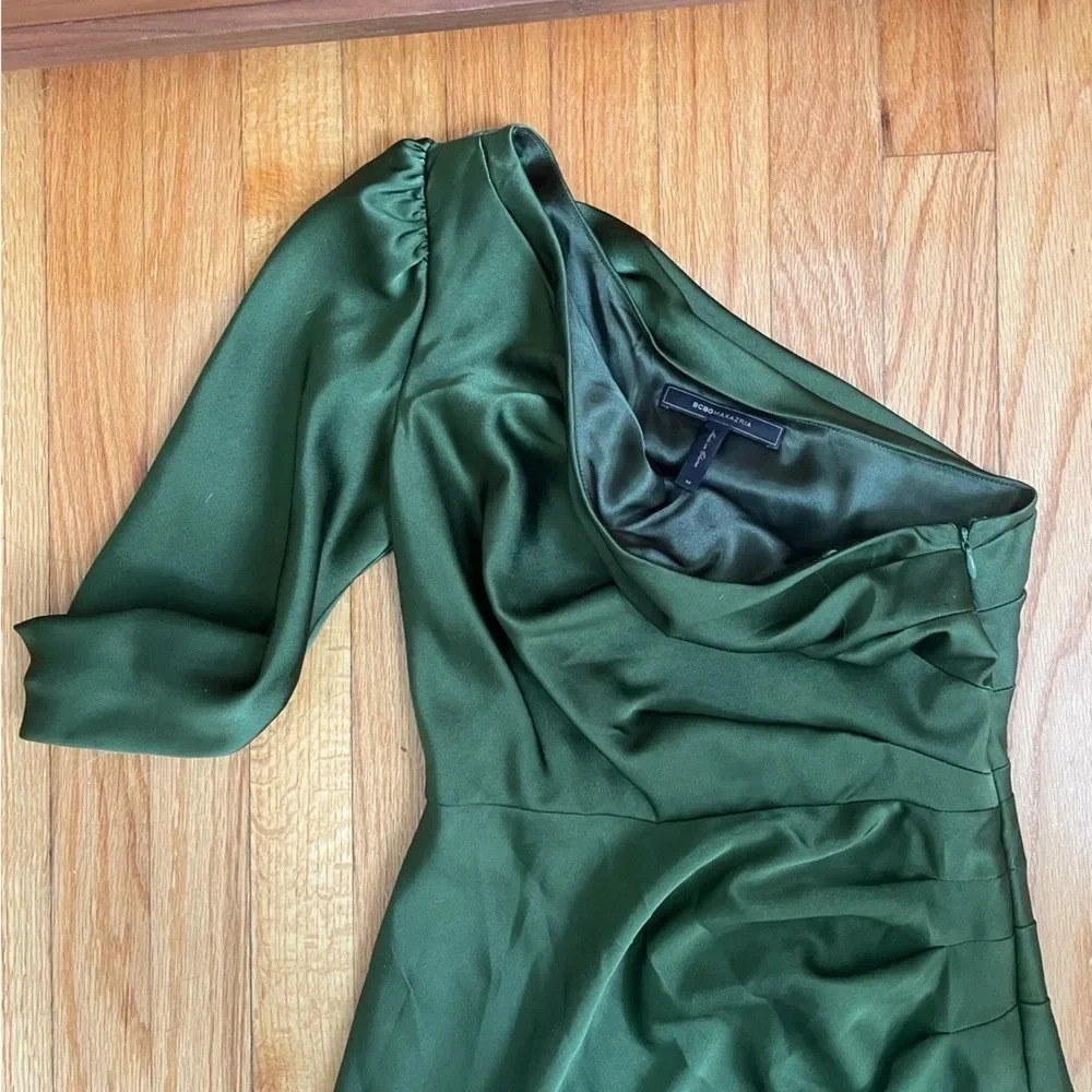 BCBG MAXAZRIA-Green One-Shoulder Draped Bodycon Short Dress Side Zip 02 cocktail - Picture 4 of 7